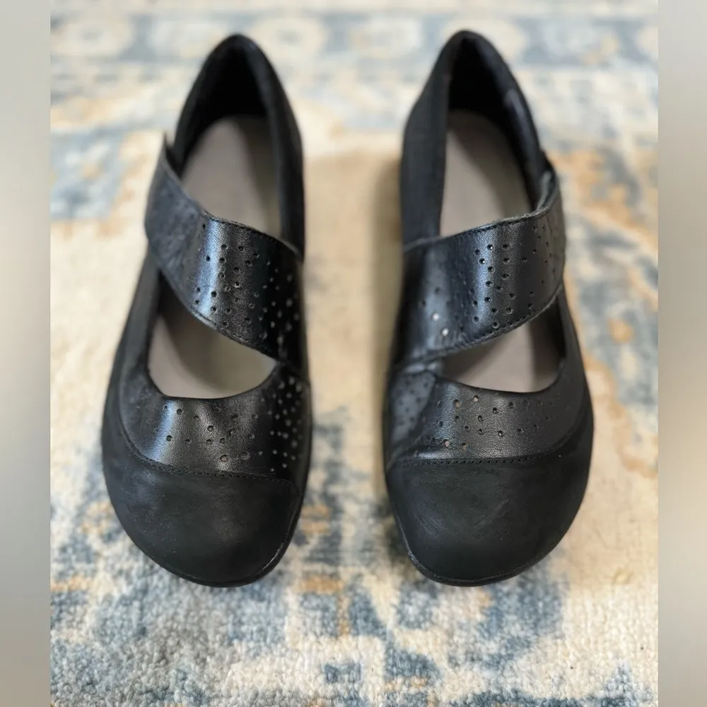 Naot Aroha Suede Leather Shoes size 38/7 Black - Image 6