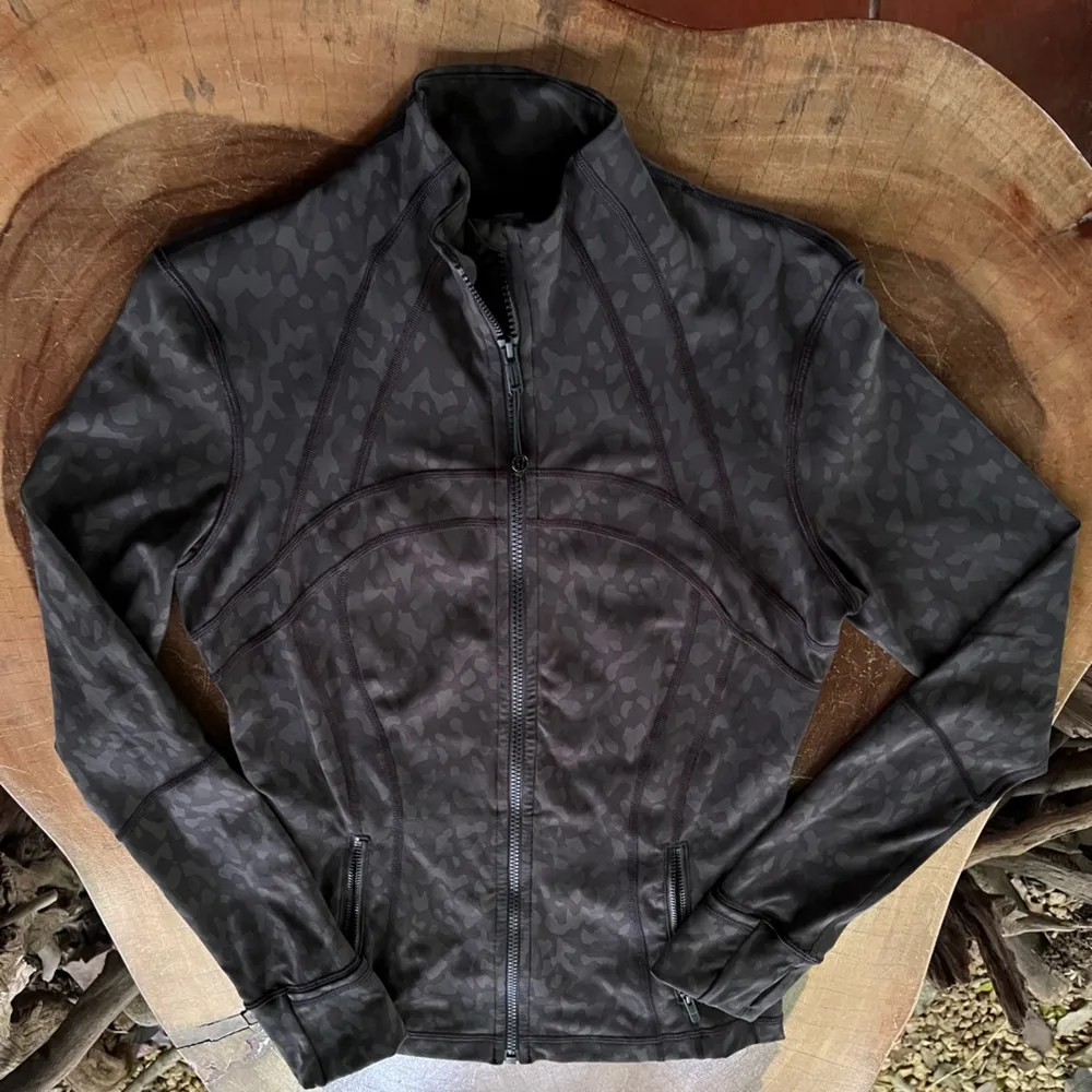 Lululemon Define Jacket *Luxtreme Formation Camo Evergreen Multi 8 - Image 4