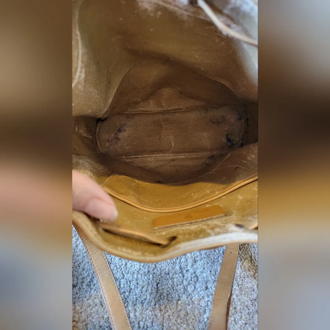 Gucci Canvas Crossbody Bucket Bag. - Image 14