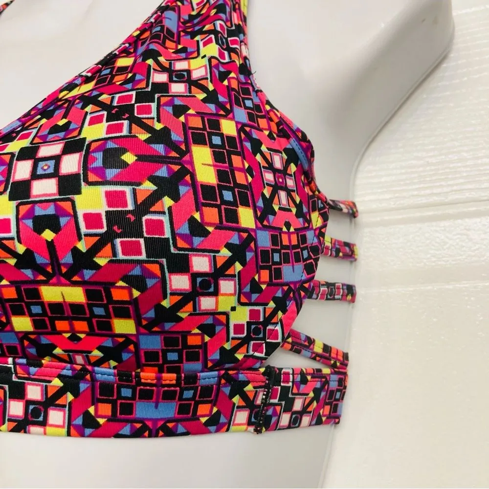Victoria's Secret Sports Bra Geometric Caged‎ Back Removable Padding Wireless XS - Image 3