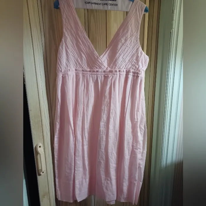 Gap silk blend midi dress sz 14 pale pink wrap top pleated bottom. 30% Silk - Image 4