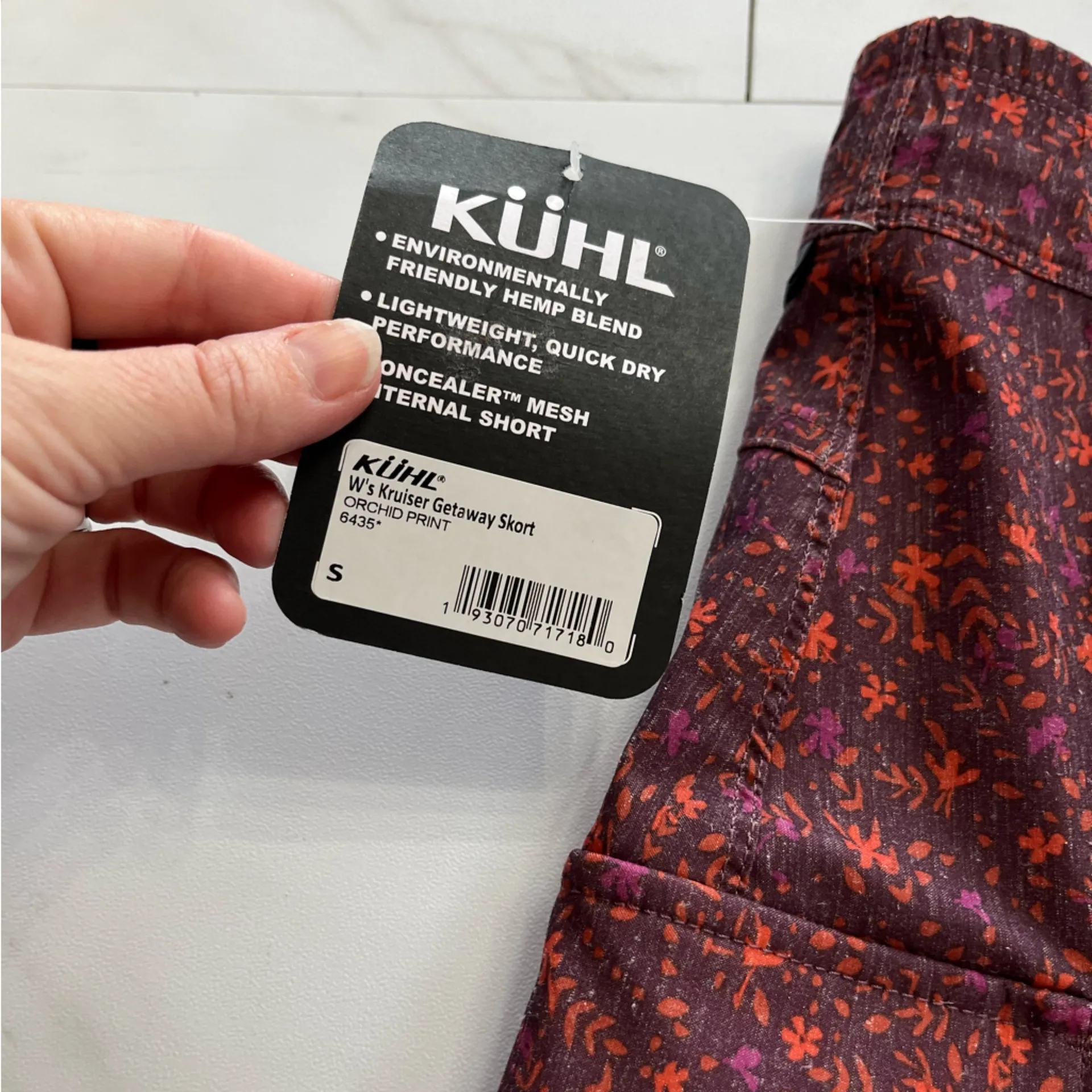 NWT KUHL Krusier Getaway Skort Floral with side pockets size small - Image 2