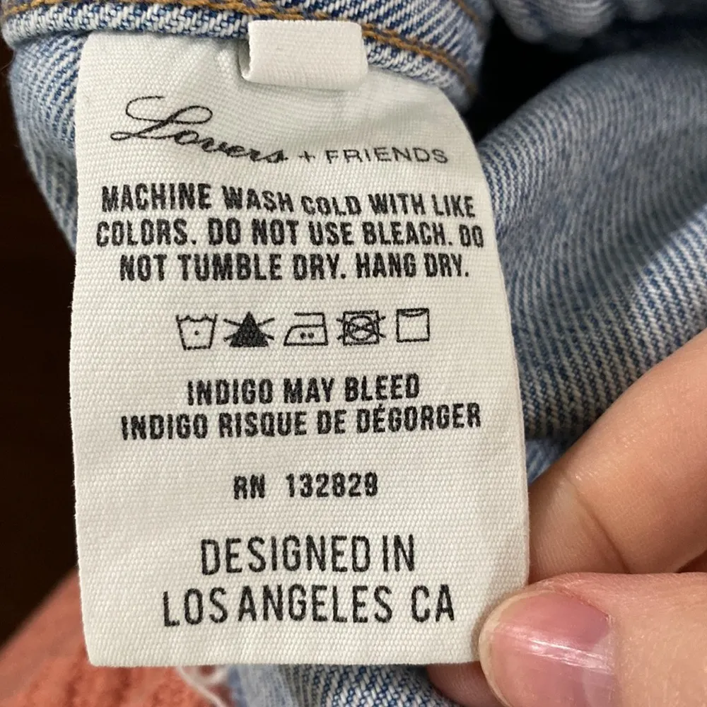 Lovers + Friends Denim Brandon cropped raw edge hem denim jacket Imogene size XS - Image 12