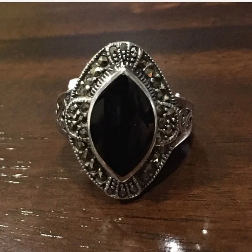 Vintage Marquise Cut Black Onyx Cabochon Sterling Silver & Marcasite Ring Sz 9.5 - Image 12