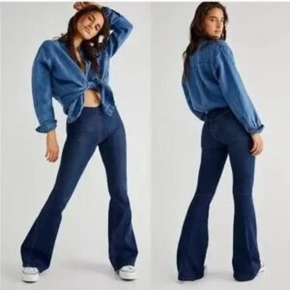 Free People‎ We The Free Dark Wash Penny Pull On Flare Boho Jeans - Image 2