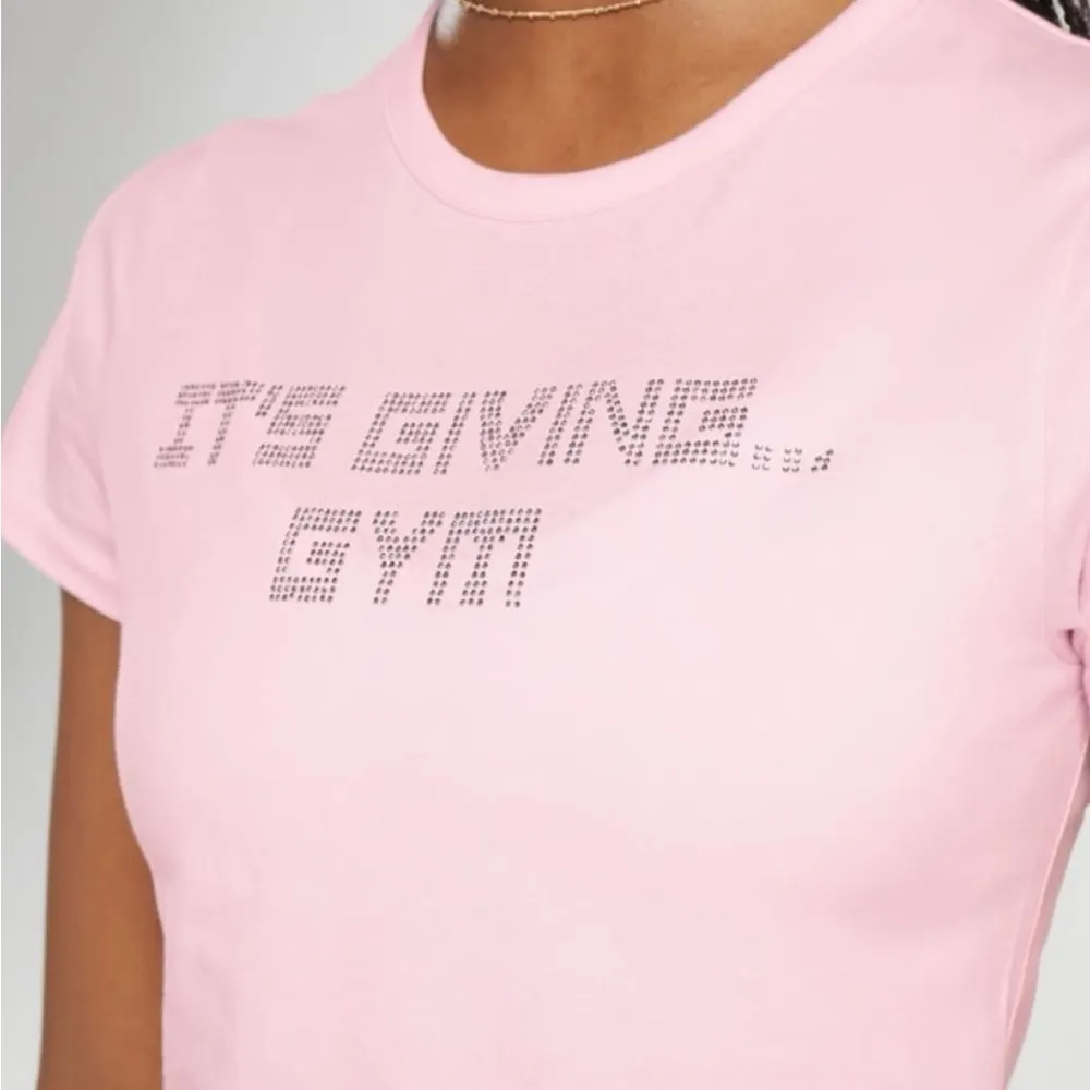 New  ITS GIVING GYM BABY T-SHIRT Pink Women’s Size Large - Image 4