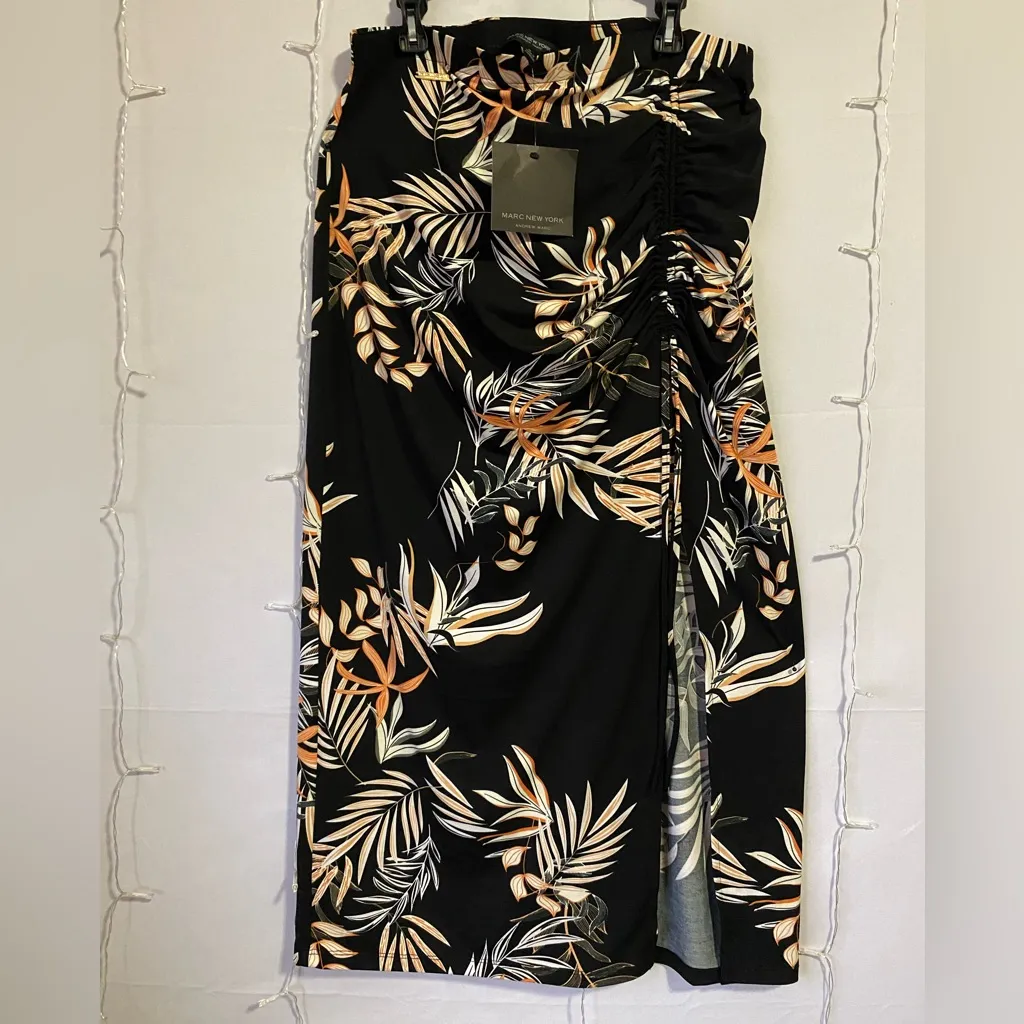 Marc New York Black and Orange Floral Swim Sarong - Image 2