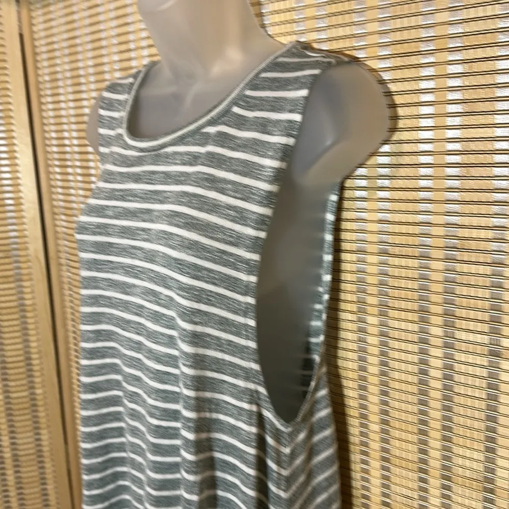 Umgee Gray White Striped Tunic Length Round Neck Cotton Tank Top Oversized M - Image 9