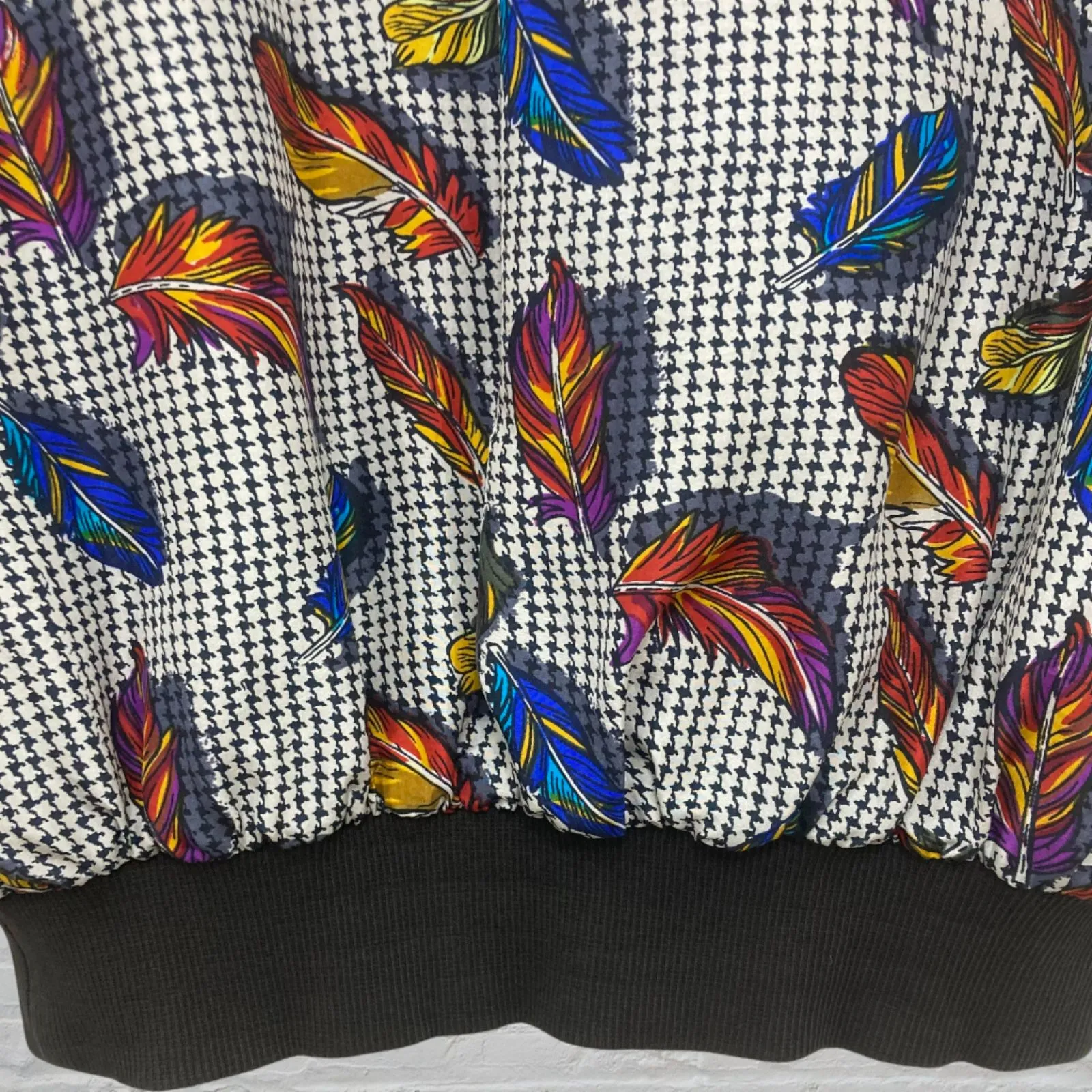 Carol Horn Vintage 100% Silk Feather Print Bomber Jacket M Retro Artwear Black Size M - Image 12