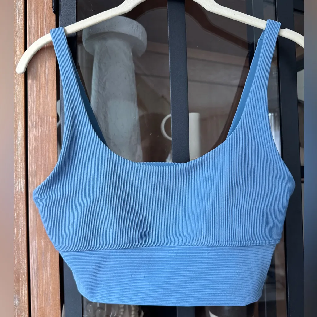 Beach Riot sports bra ribbed slate blue top long line - Image 2