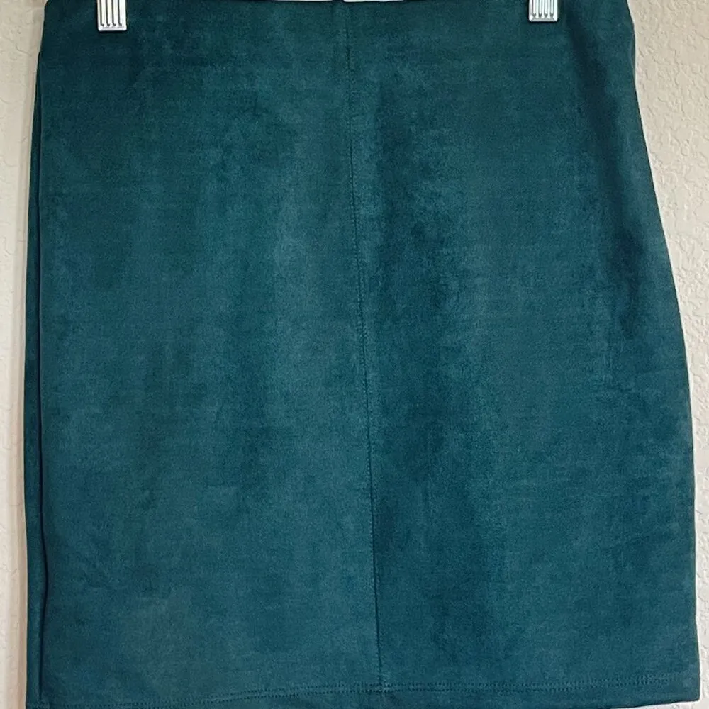 originality Green Suede Mini Skirt - Image 4