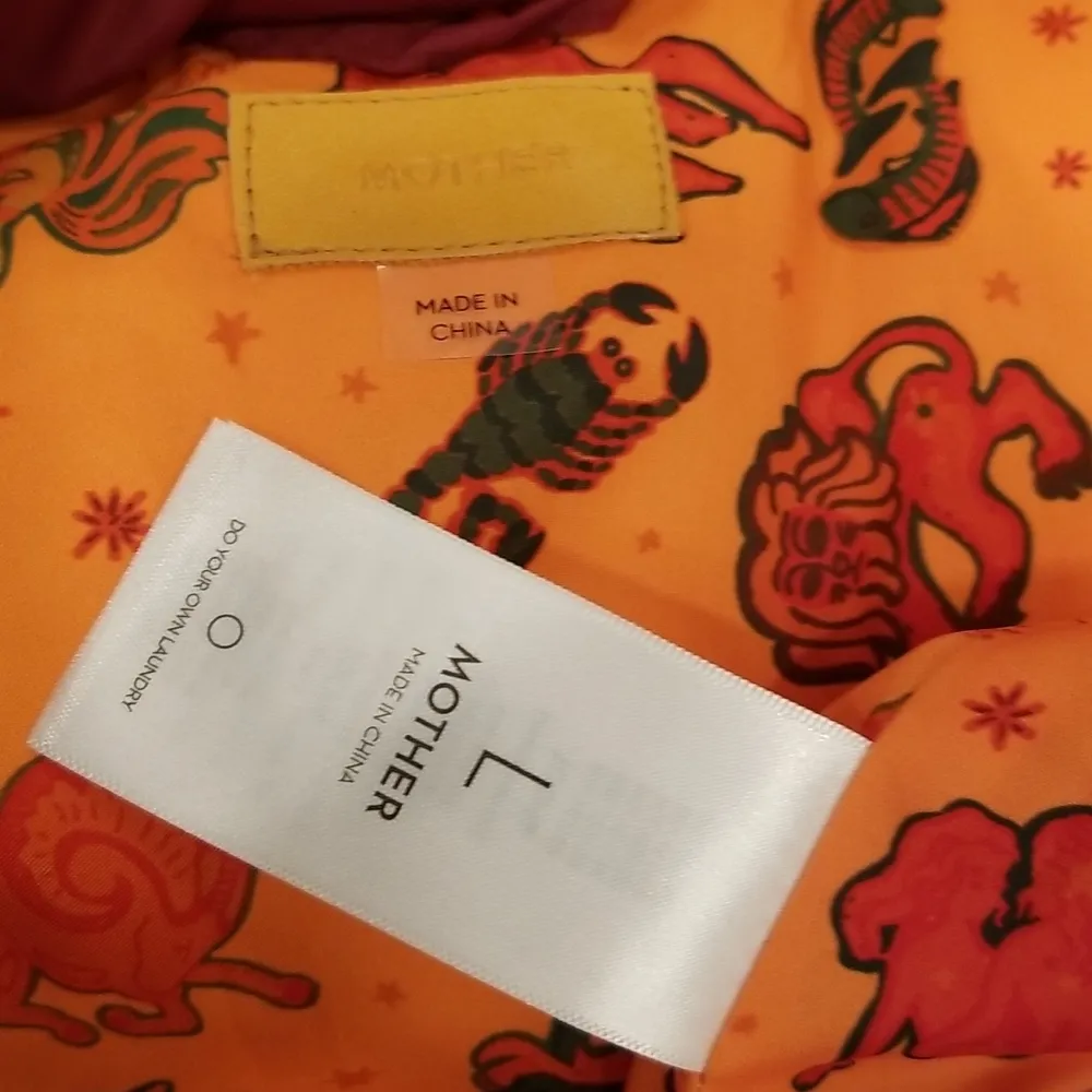 💕MOTHER💕 The Pillow Talk Patch Puffer Vest Long Distance Run Around Large NWOT - Image 15