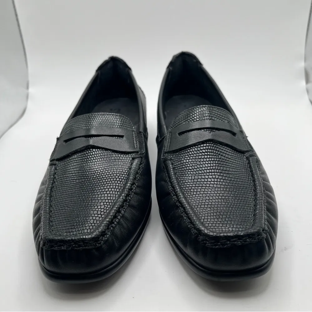 SAS Shoes Penny J Slip On Loafer black leather size 8 Narrow slip on comfort EUC - Image 5