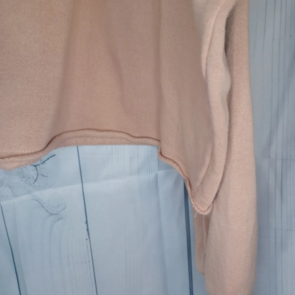 Grayson/Threads Niagra Falls cropped sweatshirt - Image 11