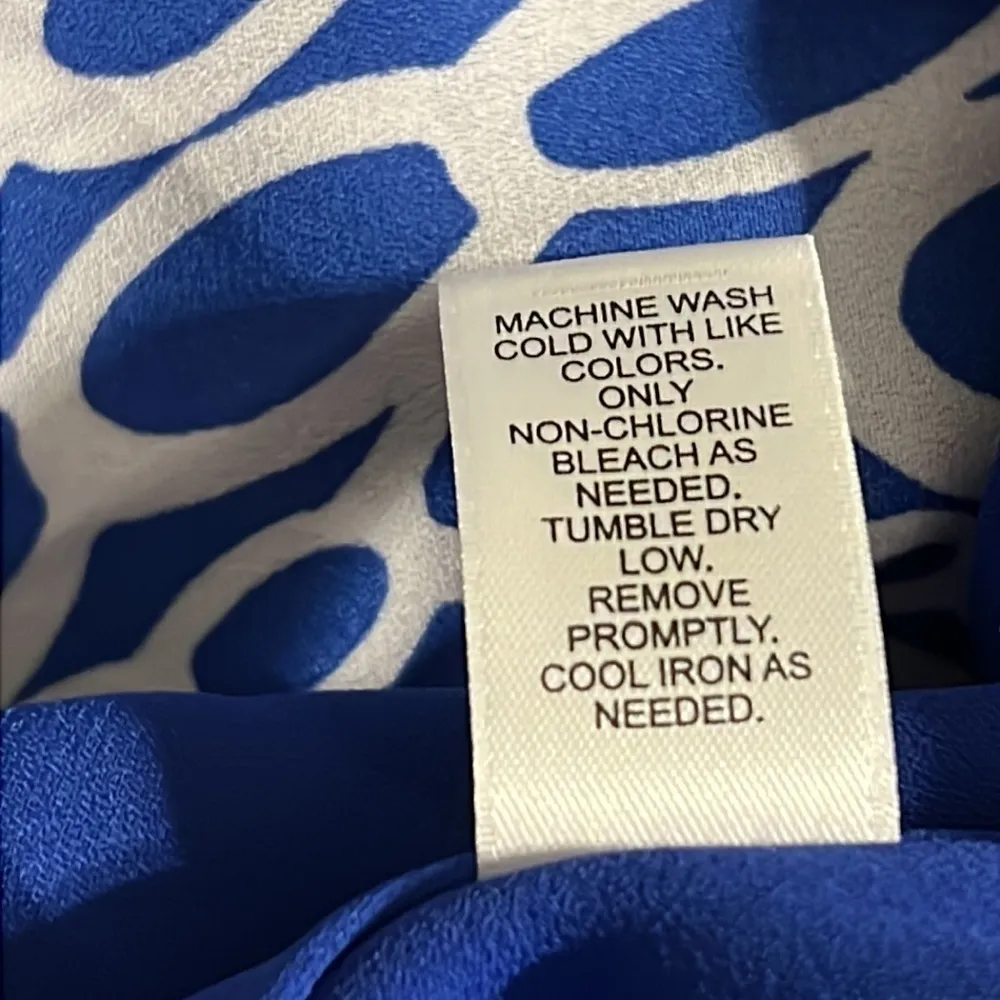 Est. 1946 small womens hi low blouse v neck layered short sleeve royal blue - Image 9