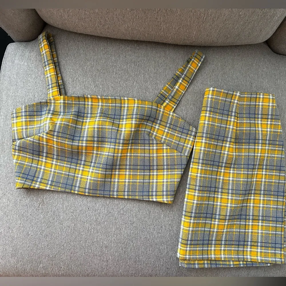 - Top & Skirt Set - Image 5