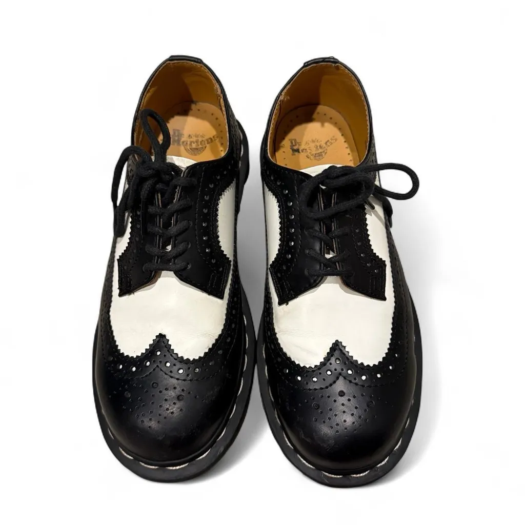Dr. Martens 3989 Bex Smooth Leather
Brogue Shoes - Image 2