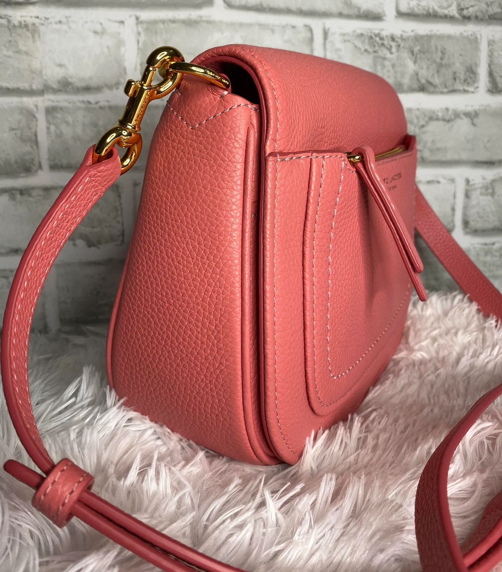 Marc Jacobs Crossbody Bag - Image 4