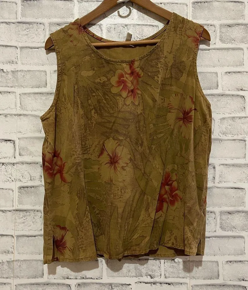 Women’s By JJ two piece sleeveless top with button down collar shirt Medium Red - Image 4