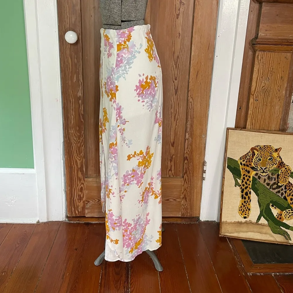 Olivaceous Maxi Floral High Slit Prairie Cottage Core Skirt - Size Medium - Image 11