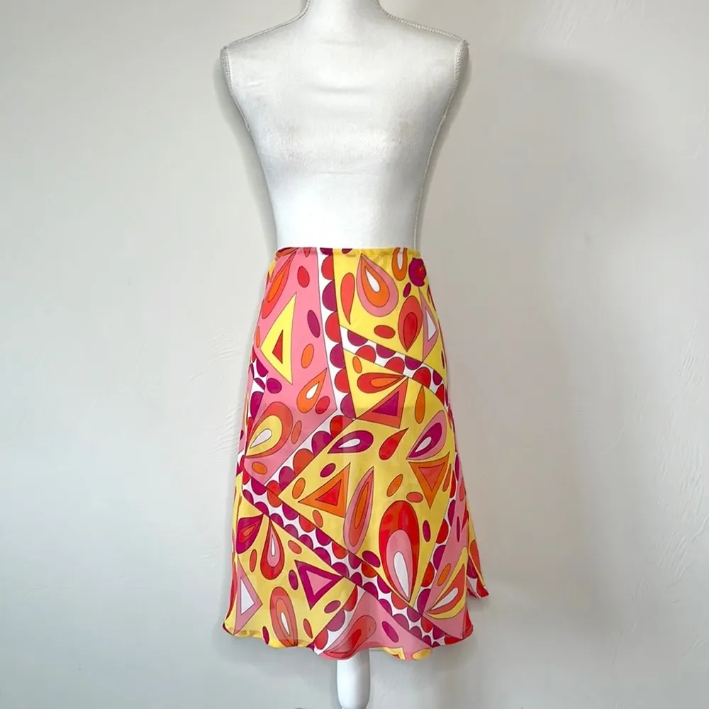 Y2K Victoria’s Secret Skirt/ Swim Cover up - Image 2