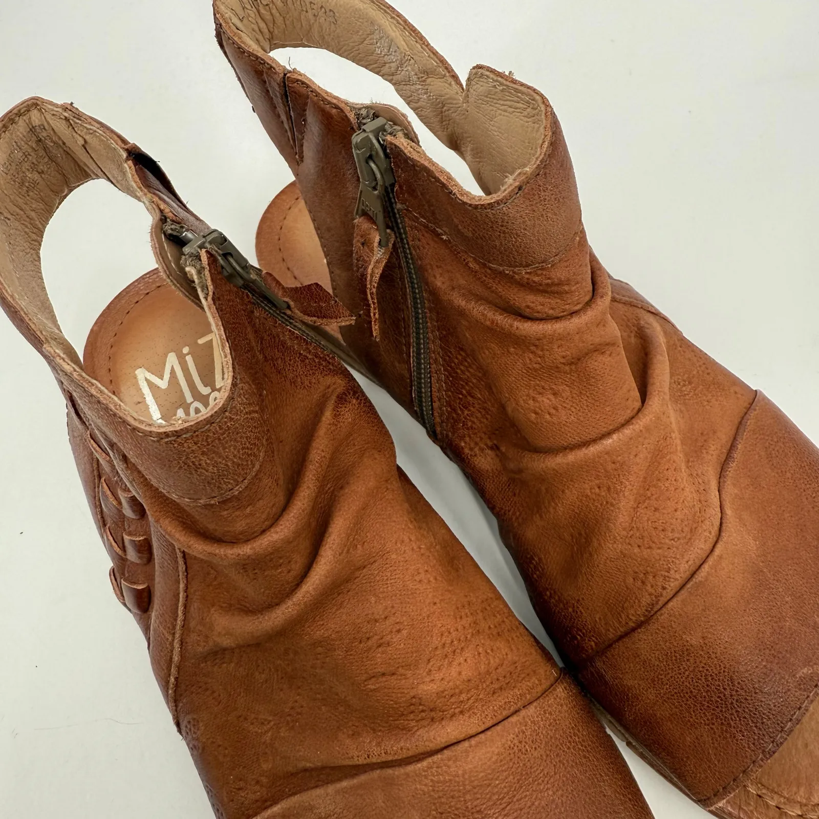 Miz Mooz Flaire Sandals Size 38 *WIDE* (US 7.5-8) Leather Ruched Brandy Zipper - Image 11