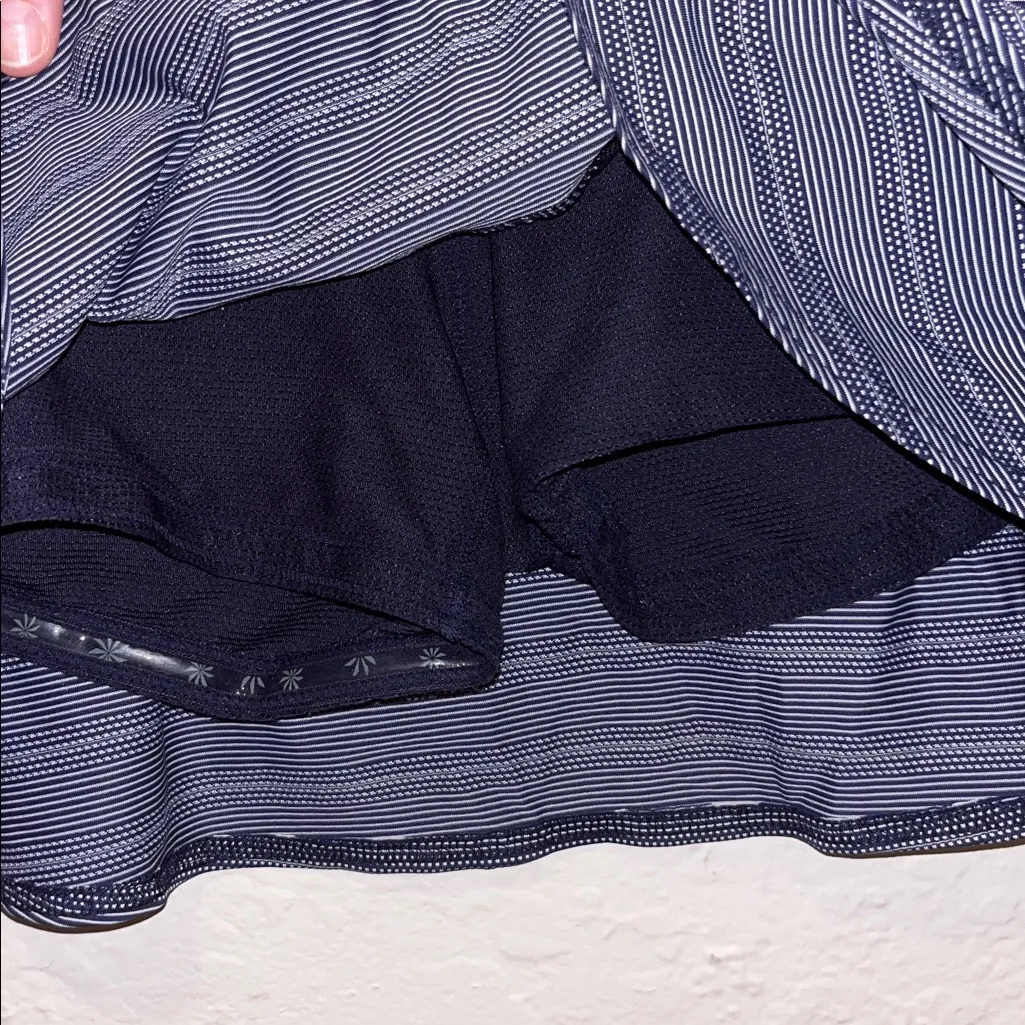 Athleta Striped Women's Tennis Skort Pickleball Skort Running Golf Gym - Image 2