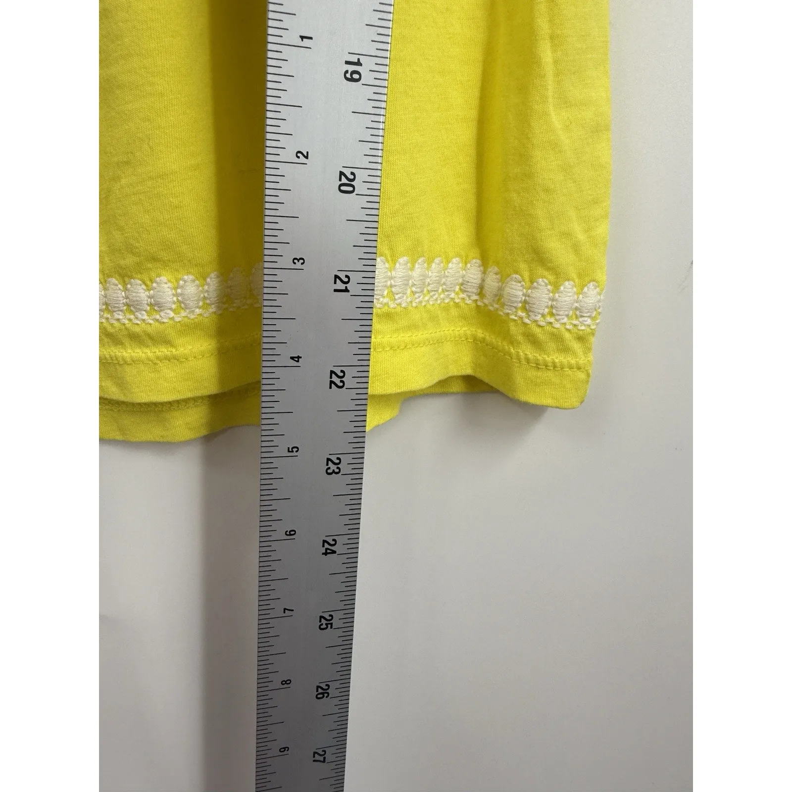 Lilly Pulitzer Nailah Yellow Tassels Short‎ Sleeve T-Shirt Embroidered Size XS - Image 8