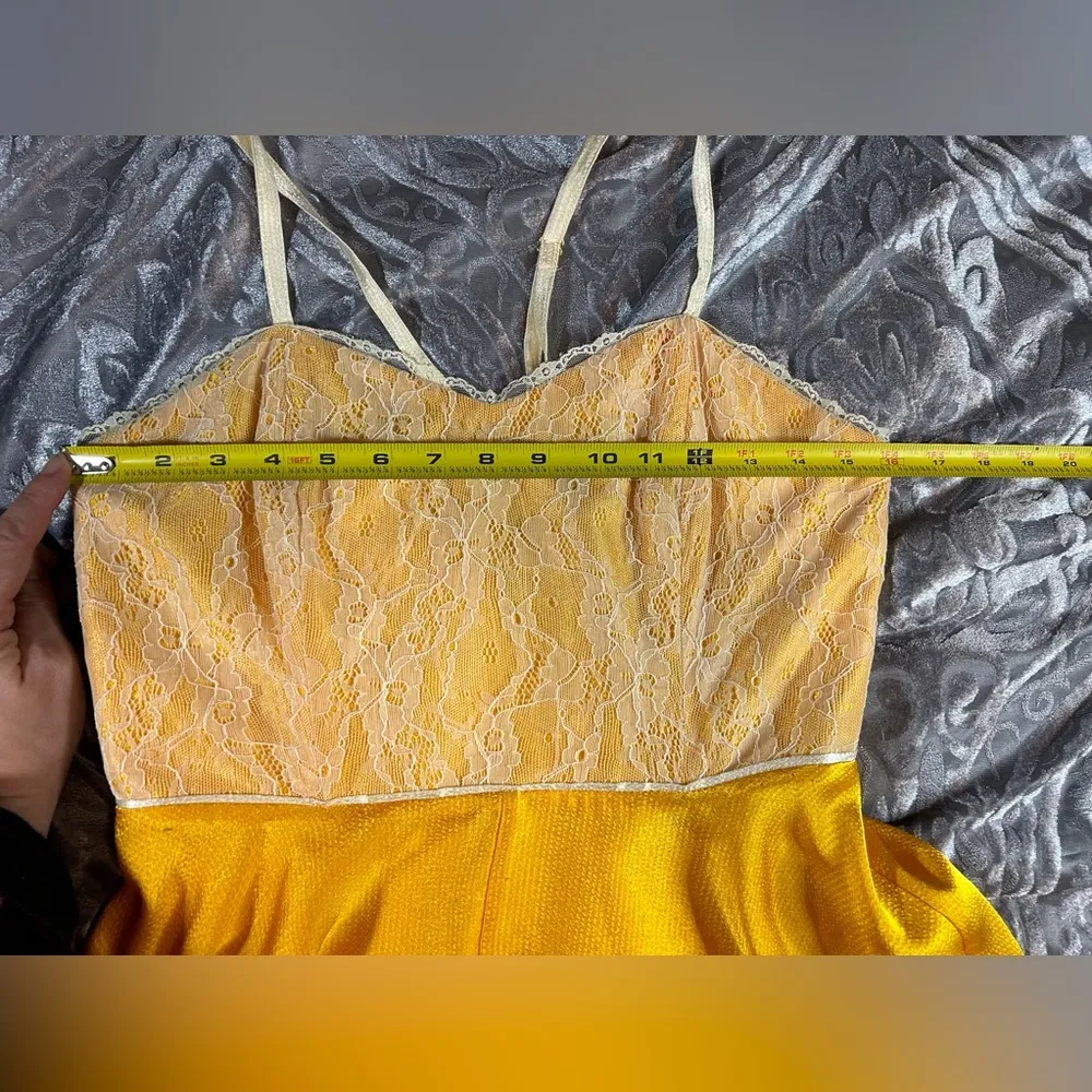 Caitlin Michelle Yellow Fit & Flare Dress with Lace Bodice Sz 6 - Image 5