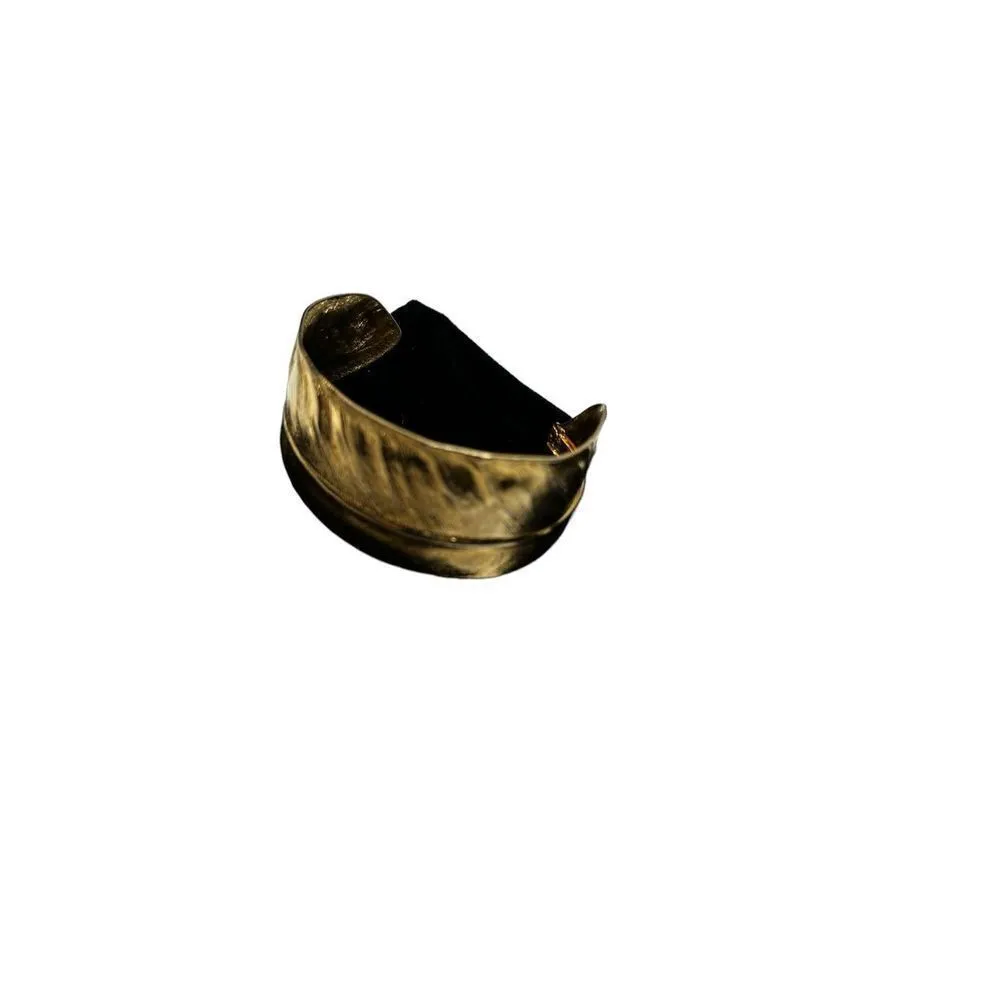 Brass feathered cuff bracelet statement piece Gold - Image 9