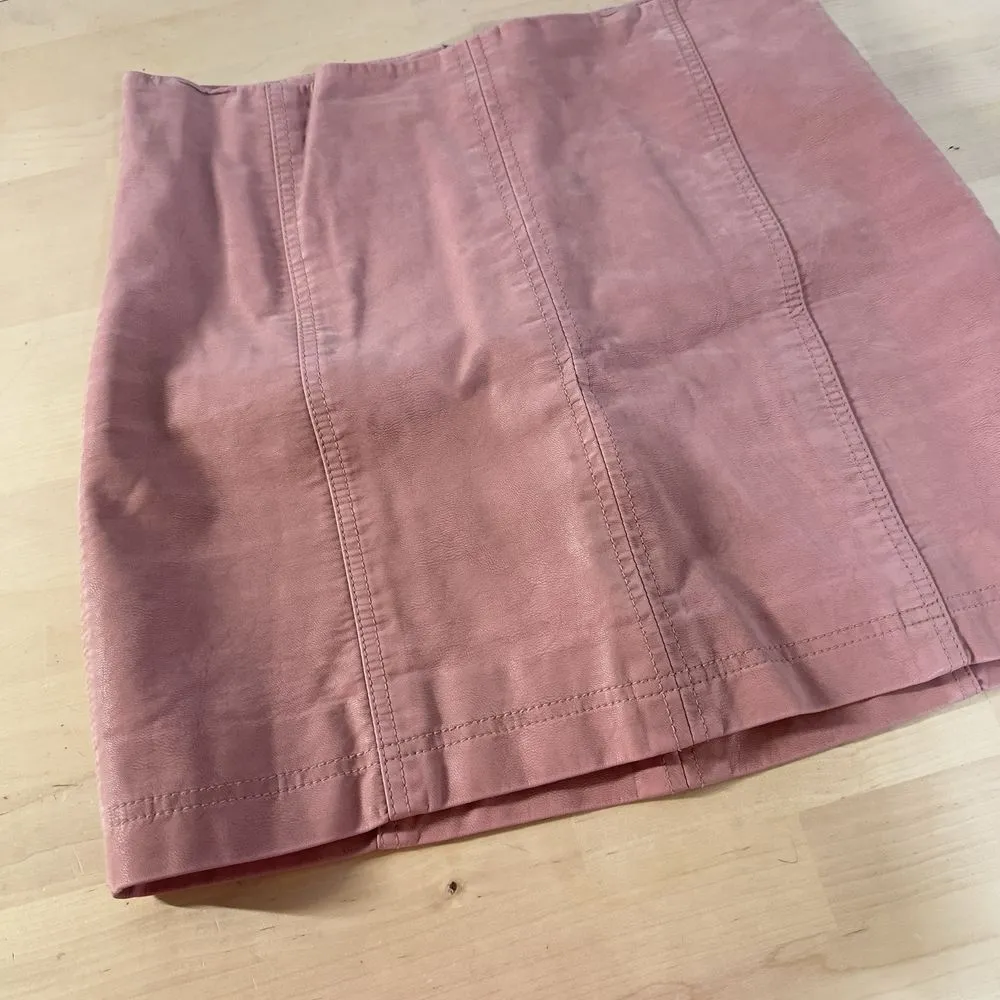 Free People Vegan Leather Mini Skirt Pink Modern Femme Size 8 Lined Coquette‎ - Image 3