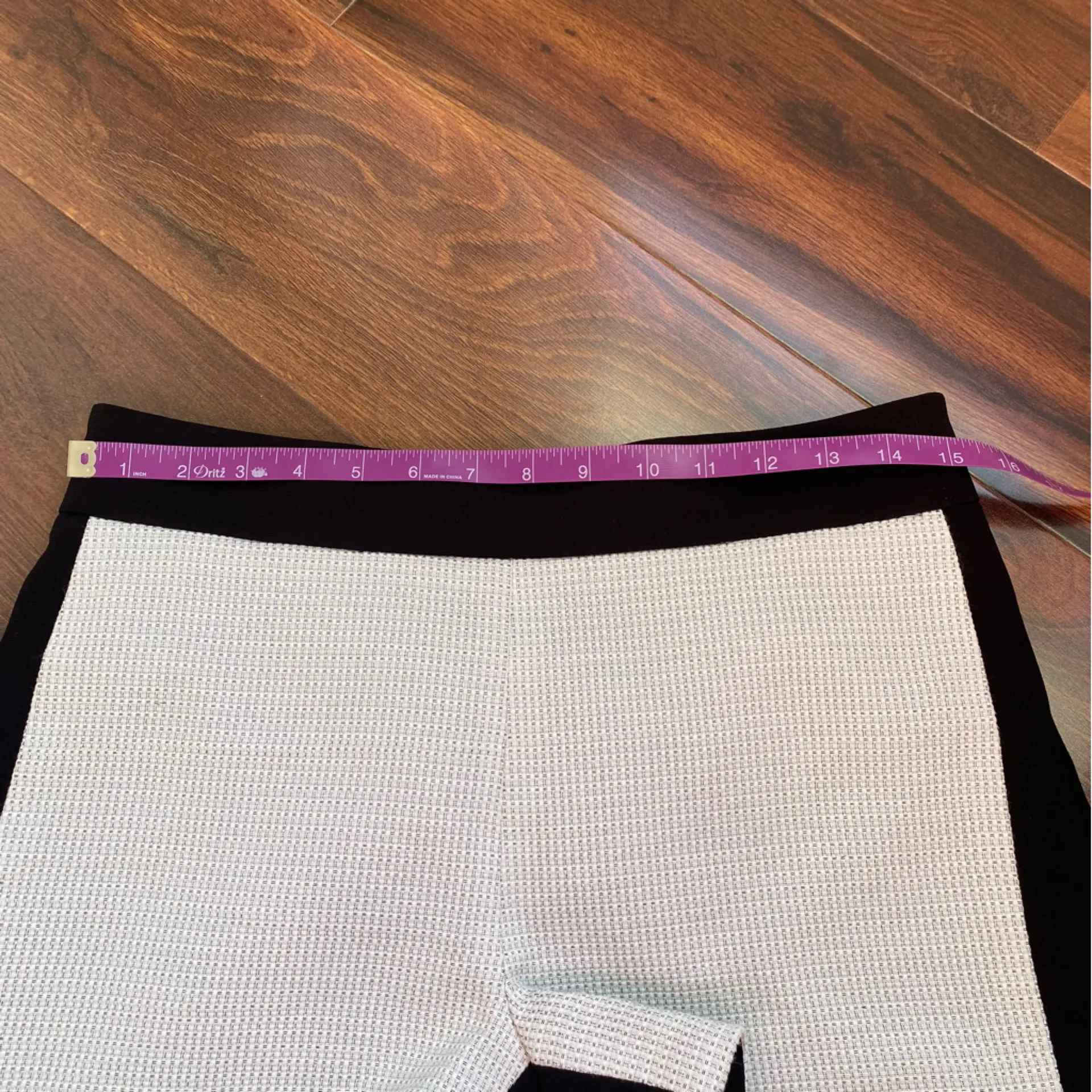 4/$20 J. Crew Dressy Stretchy Flat Front Shorts Black and White - Image 4