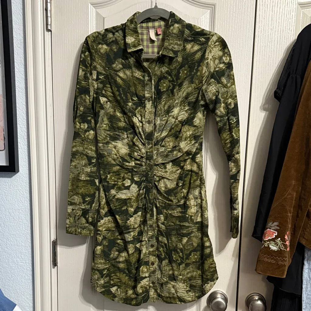 💙 Pilcro Anthropologie Green Abstract Ruched Corduroy Long Sleeve Shirt Dress - Image 2