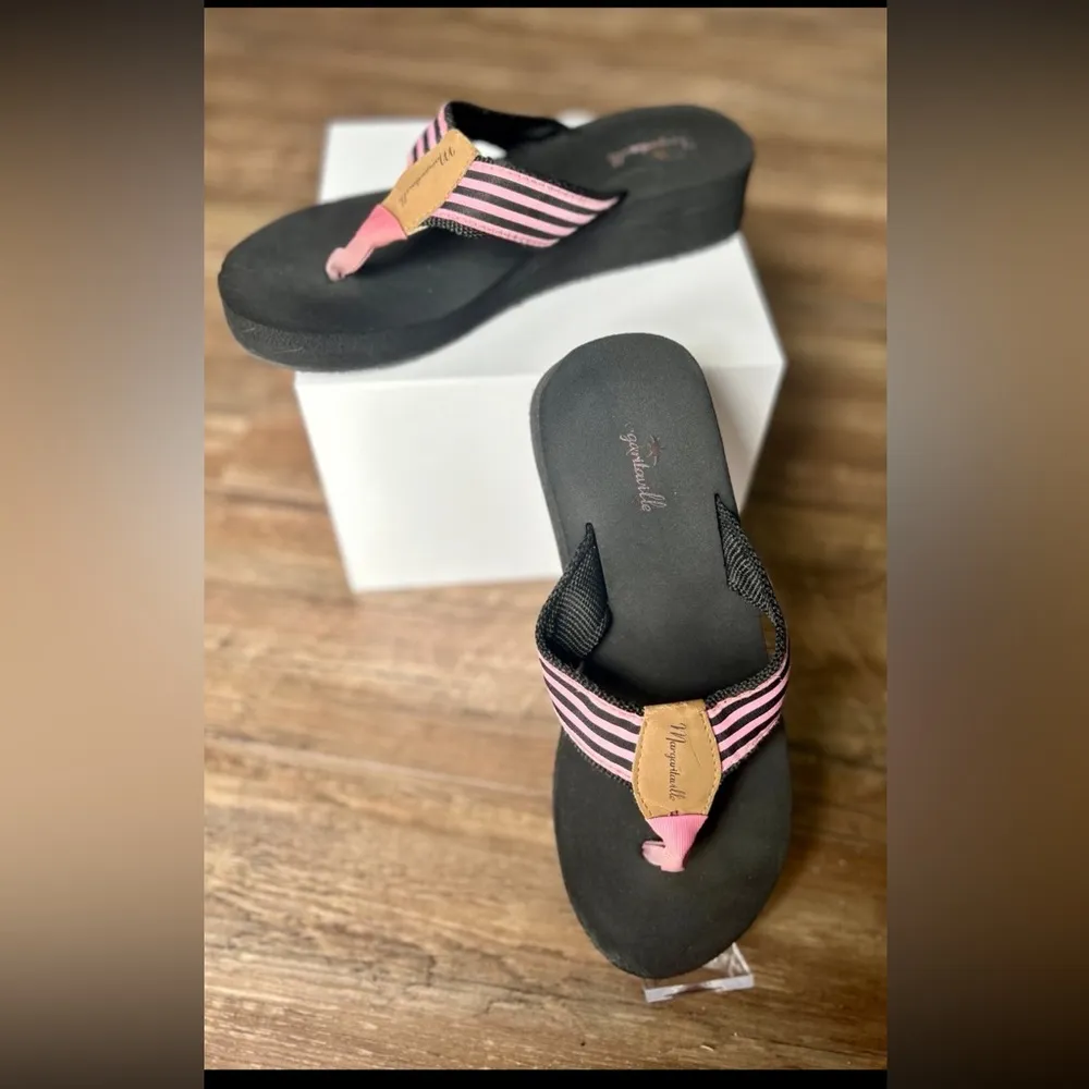 Margaritaville Women’s Flip Flops Size 7 - Image 3