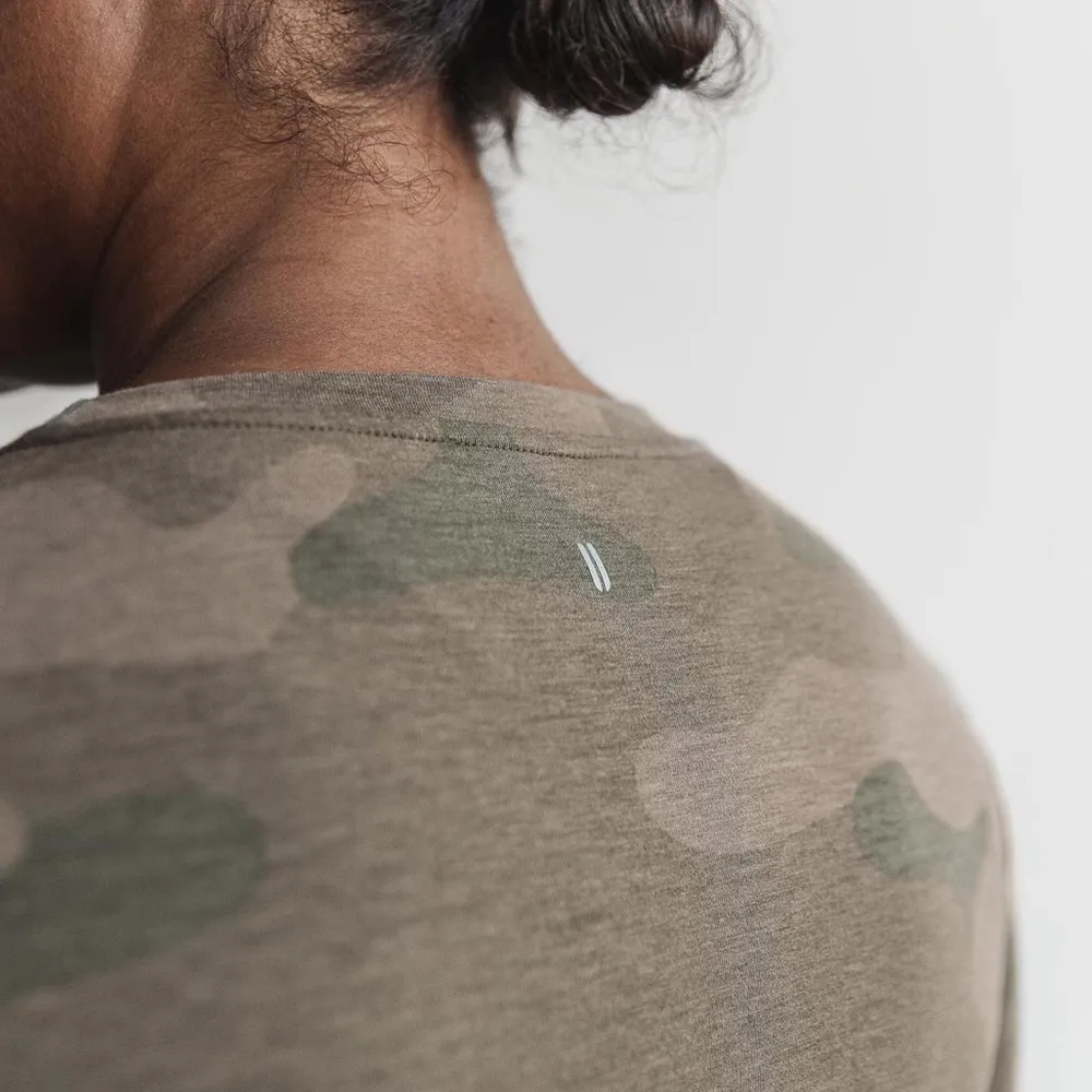 **FLASH SALE** NWT NOBULL Women’s Army Green Camo Tee - XS - Image 4