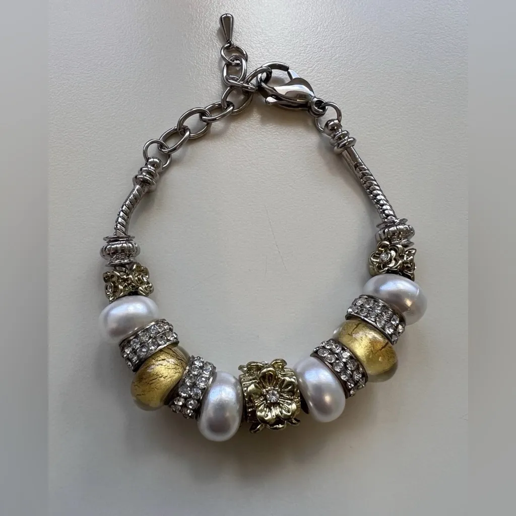 Bella Perlina Charm Serpentine Chain Bracelet Yellow Silver Tone Floral Pearl - Image 4