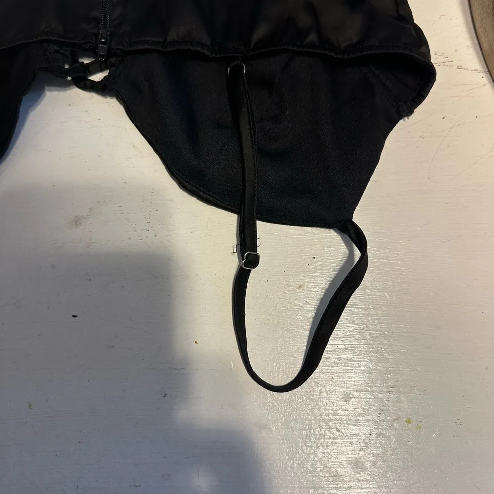 Windsor Black Lace-Up Bustier Top - Image 6