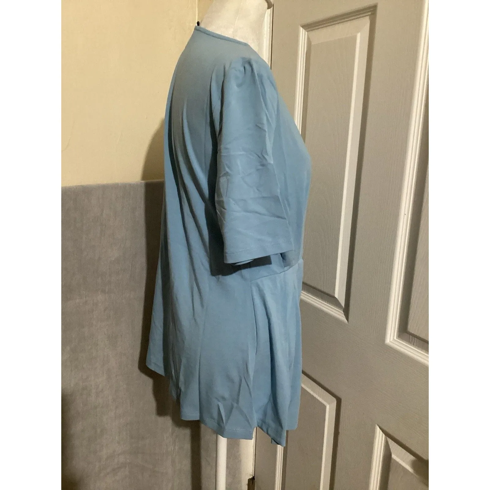 Betabrand Light Blue Short Sleeve Pleated Front Womens Christine T-Shirt S - Image 2