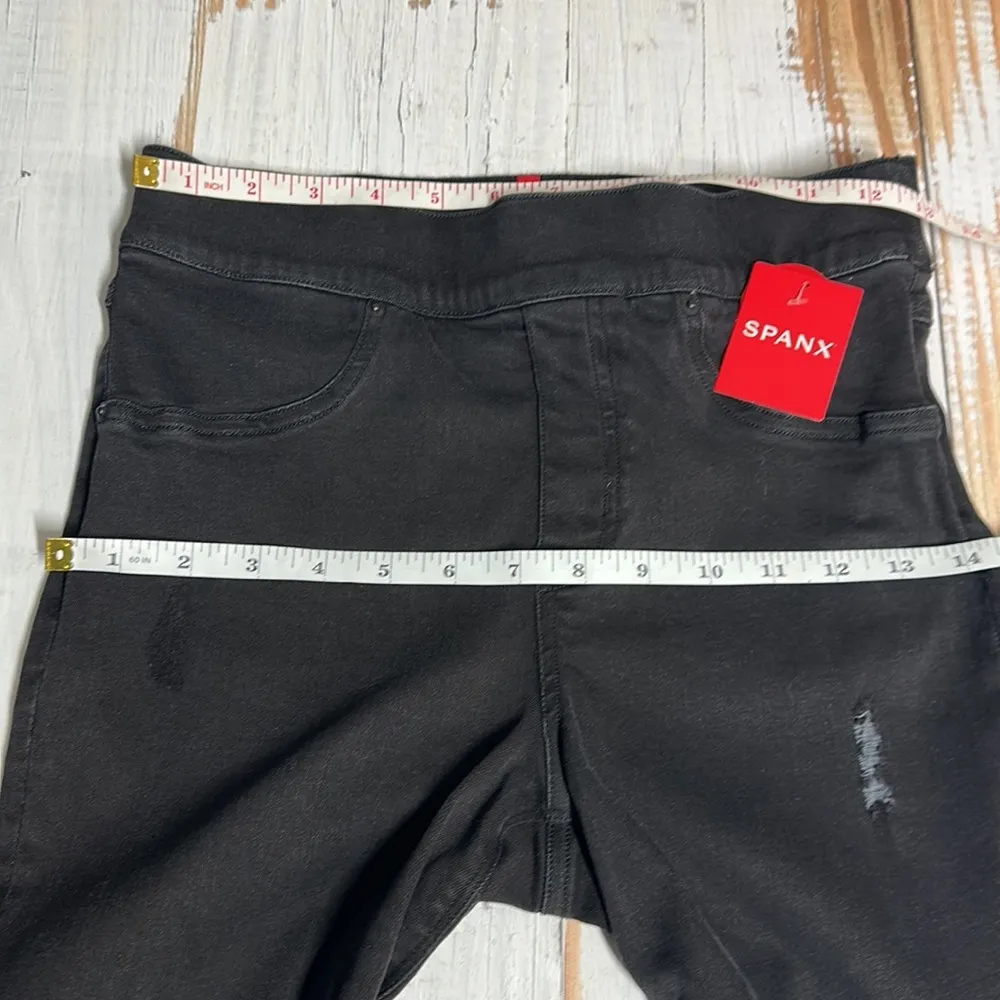 Spanx Distressed Skinny Jeans Vintage Black Size Small - Image 11