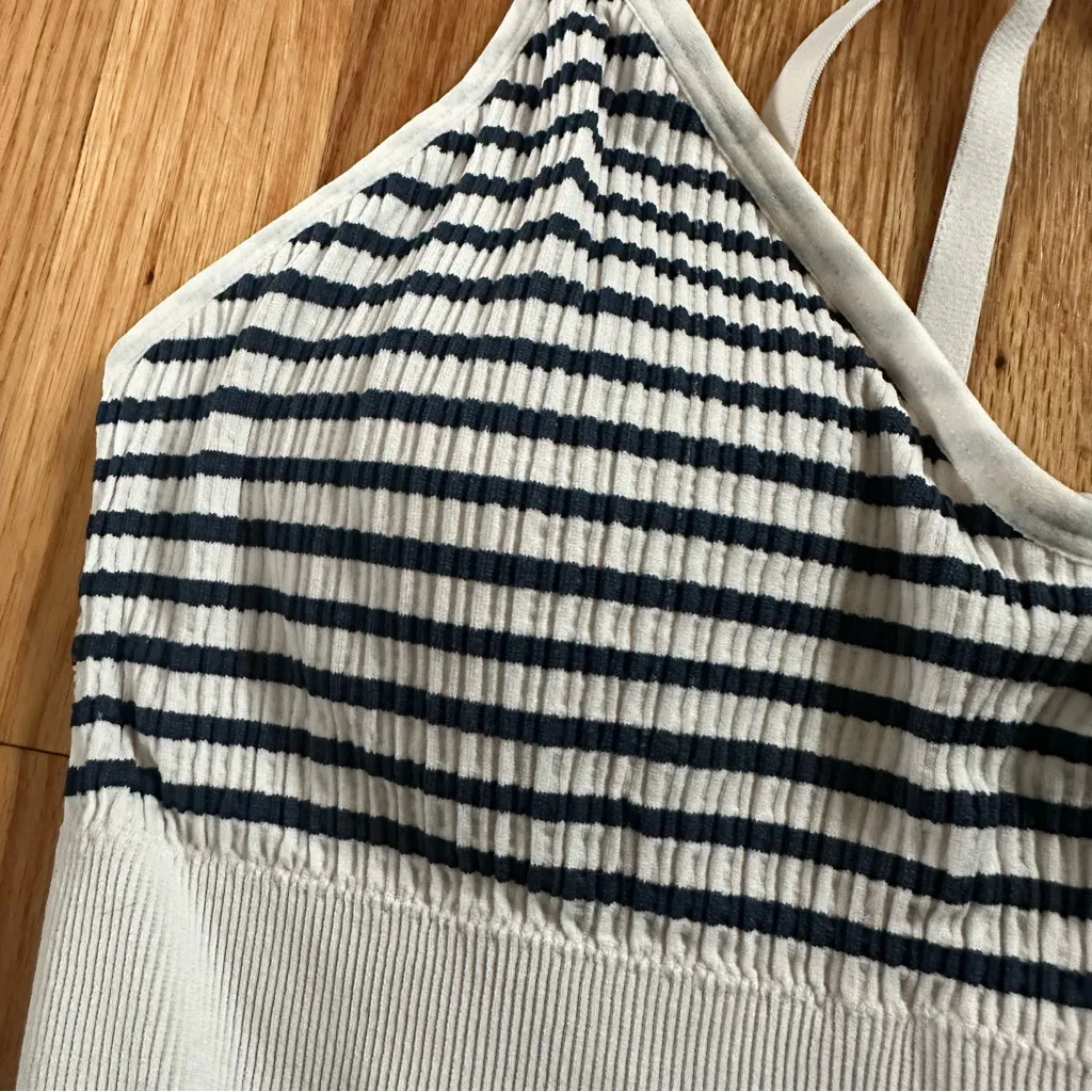 NWT Lucky Brand Ribbed Strappy Comfort Bra White Striped Sz XL - Image 3