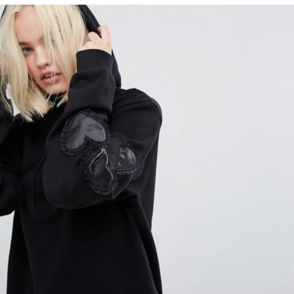 Lazy Oaf Black Like Your Heart Hoodie Women’s Size Large - Image 3