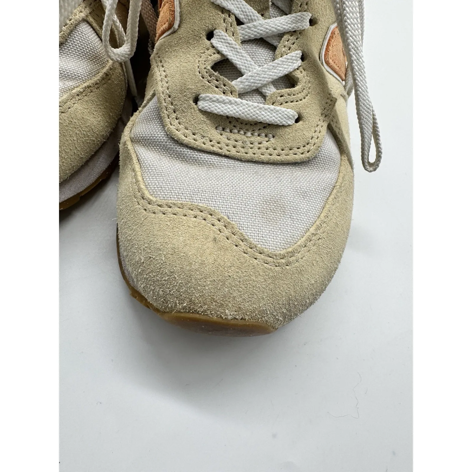 New Balance 574 Women’s Sneakers Beige Suede Athletic Shoes Size 8.5 - Image 5