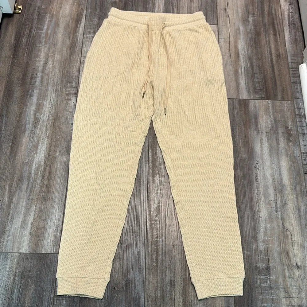 NWT L*Space Waffle Venice Light Beach Joggers Cream size small - Image 5