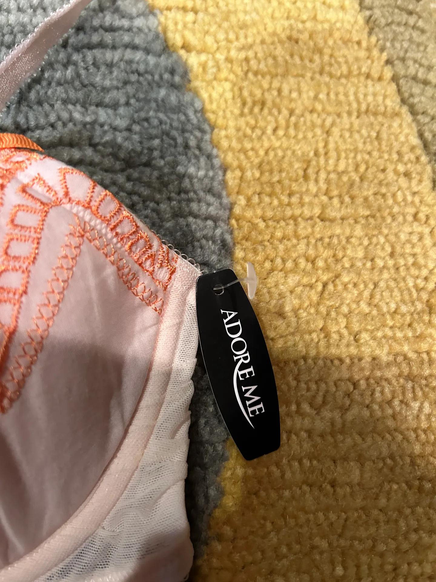 NWT  The Carelle Contour Pink Demi Bra Underwire Lightly Padded Size 34C - Image 3