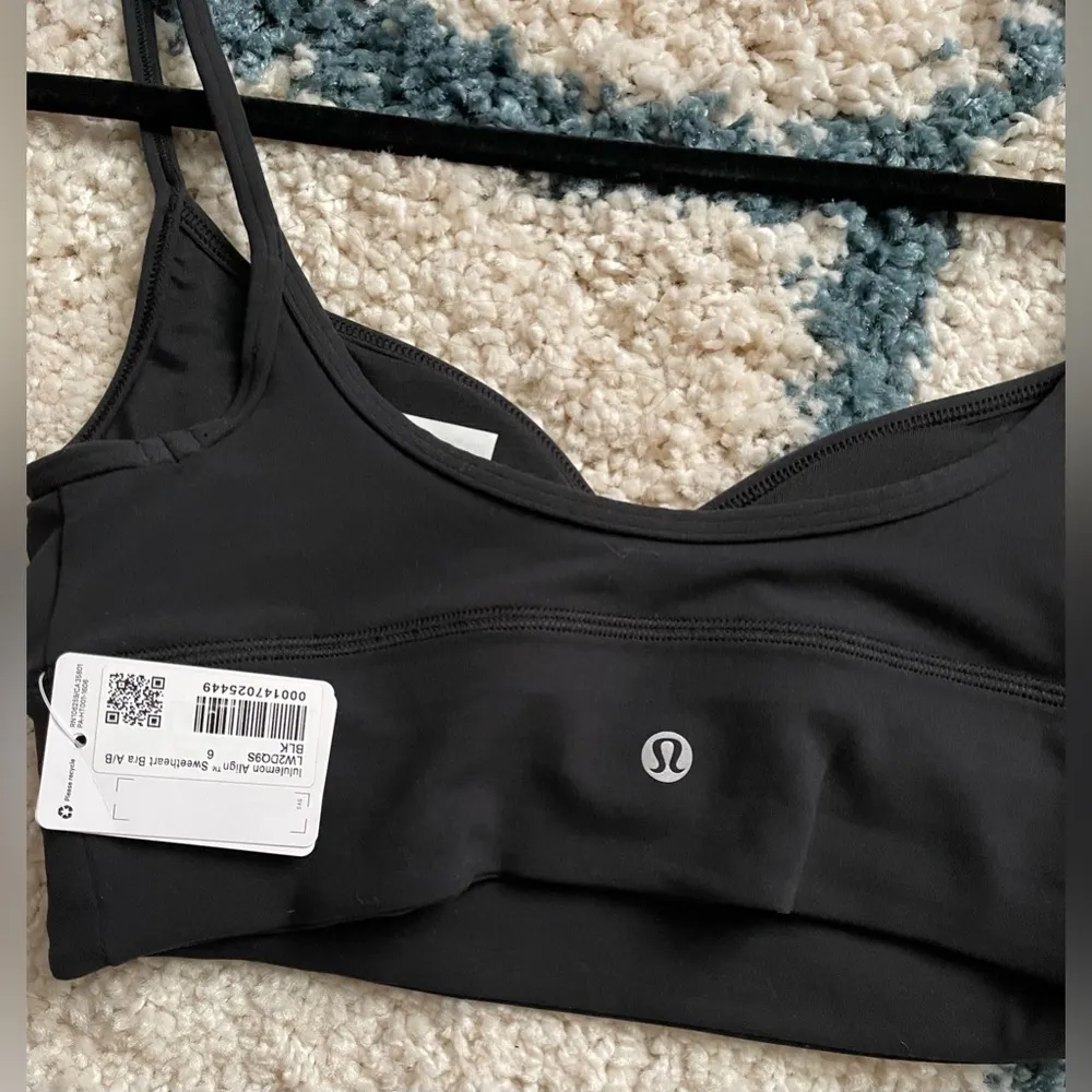 Lululemon NWT Align Sweetheart Bra In Black Size 6 A/B cup removable pads - Image 7