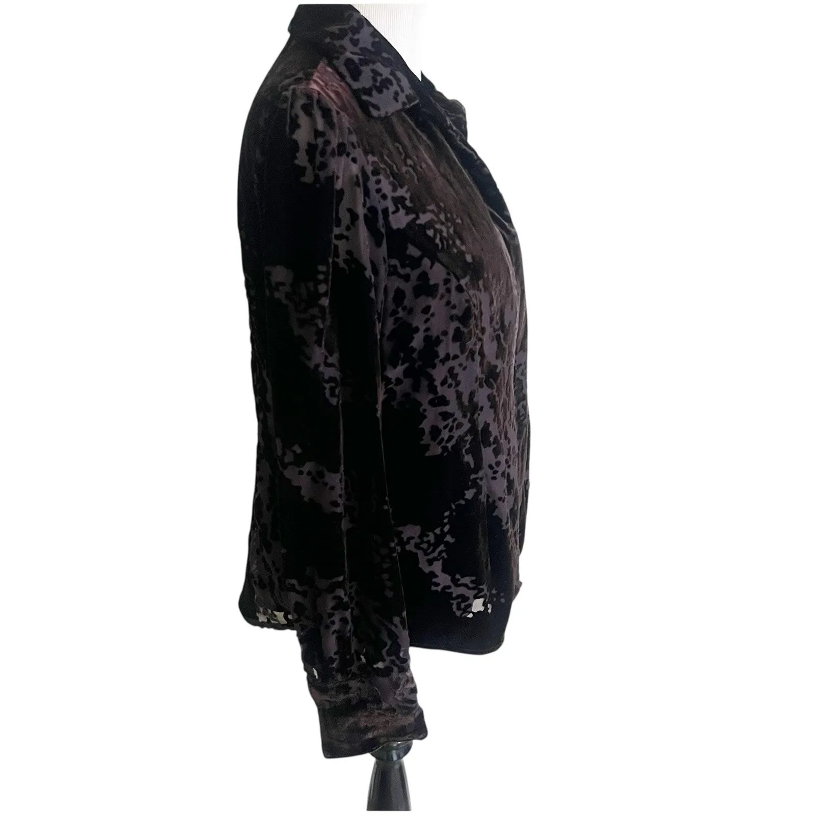 Jones New York Women’s Burnout Velvet Brown Button Down Shirt Size 12 Whimsigoth - Image 3