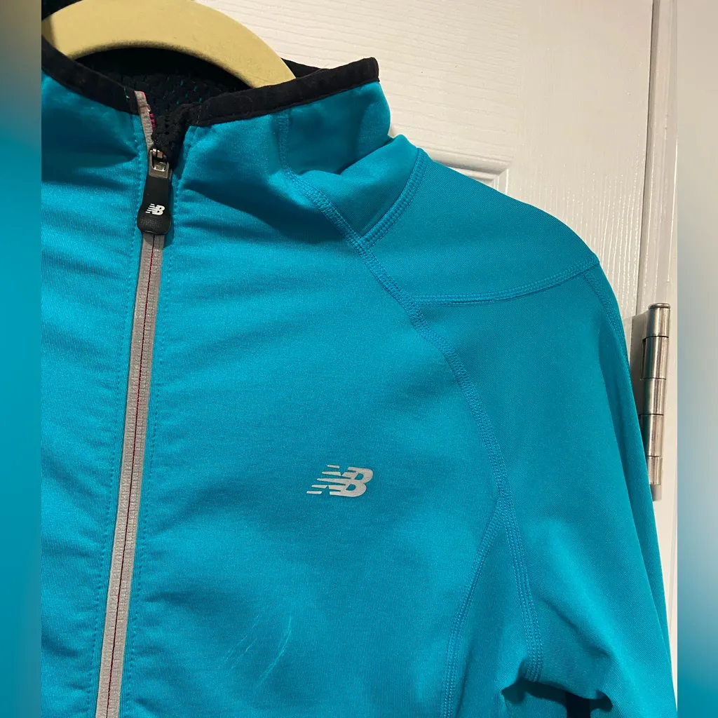 New Balance Size M Turqoise Mock Neck Fleece Half Zip Running Top Thumbholes - Image 3