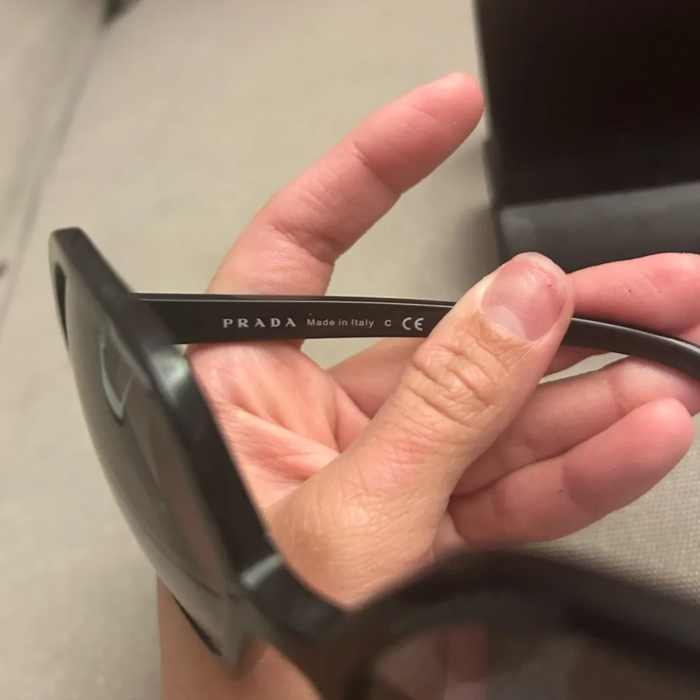 Prada  SUN GLASSES w/case - Image 4