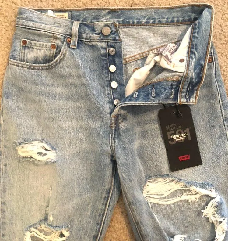 Levi’s Original Cropped Jeans - Image 5