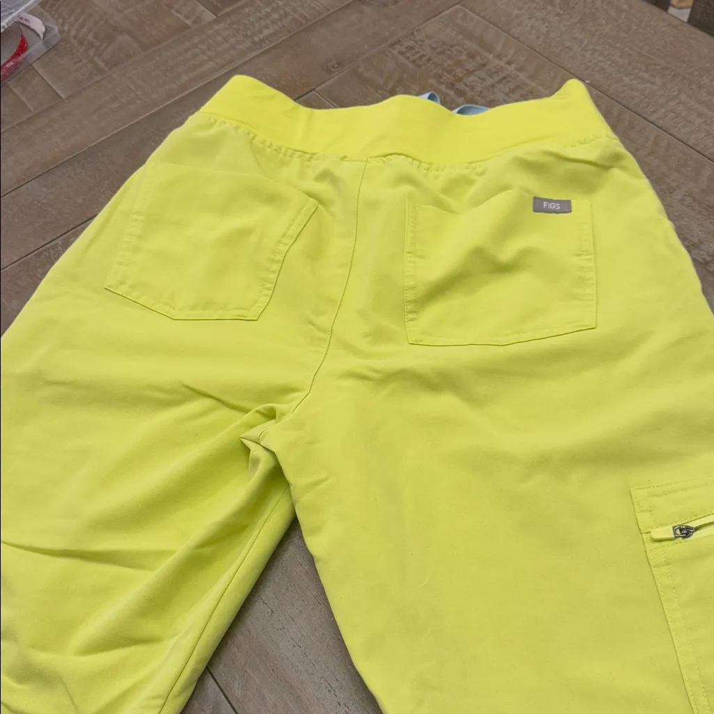FIGS  Zamora Joggers super cool color - Image 8